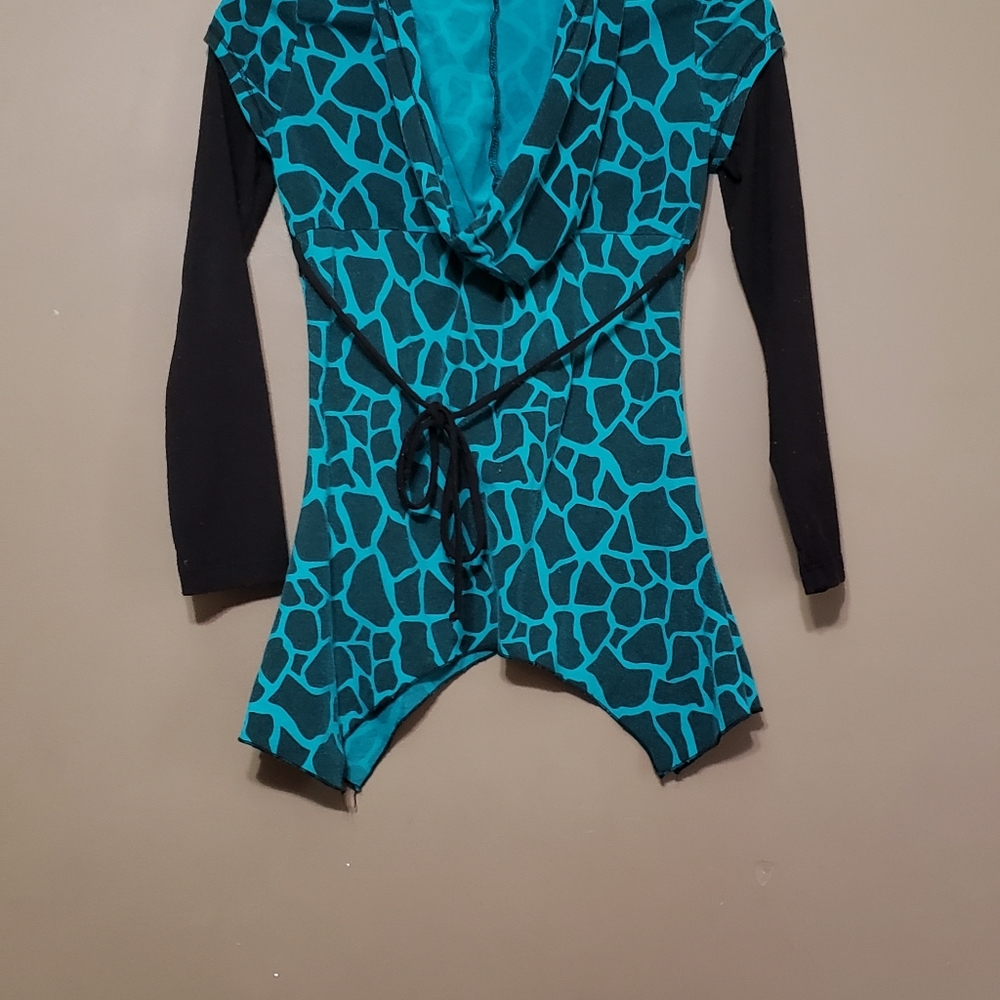 Hooded, long sleeve shirt